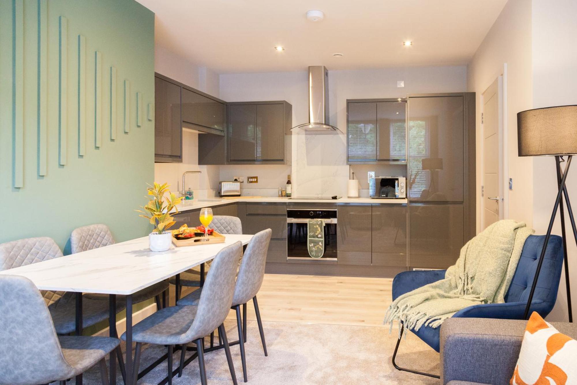 Somers Suites Apartments Leeds  Exterior photo